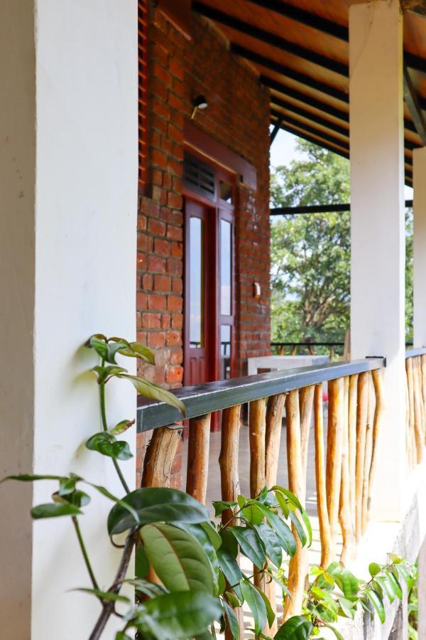 Bed and Breakfast Shambala Retreat Ella Esterno foto