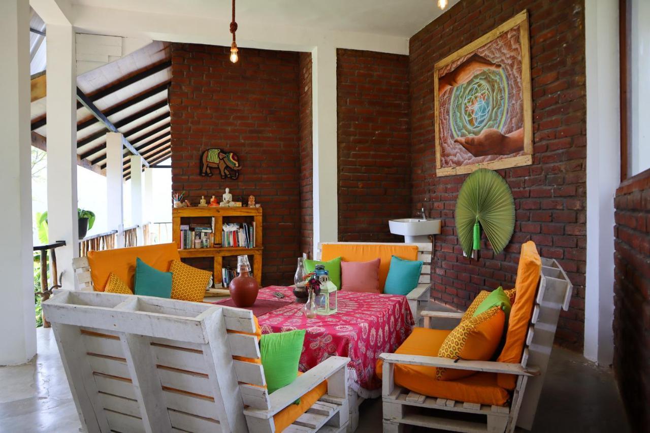 Bed and Breakfast Shambala Retreat Ella Esterno foto
